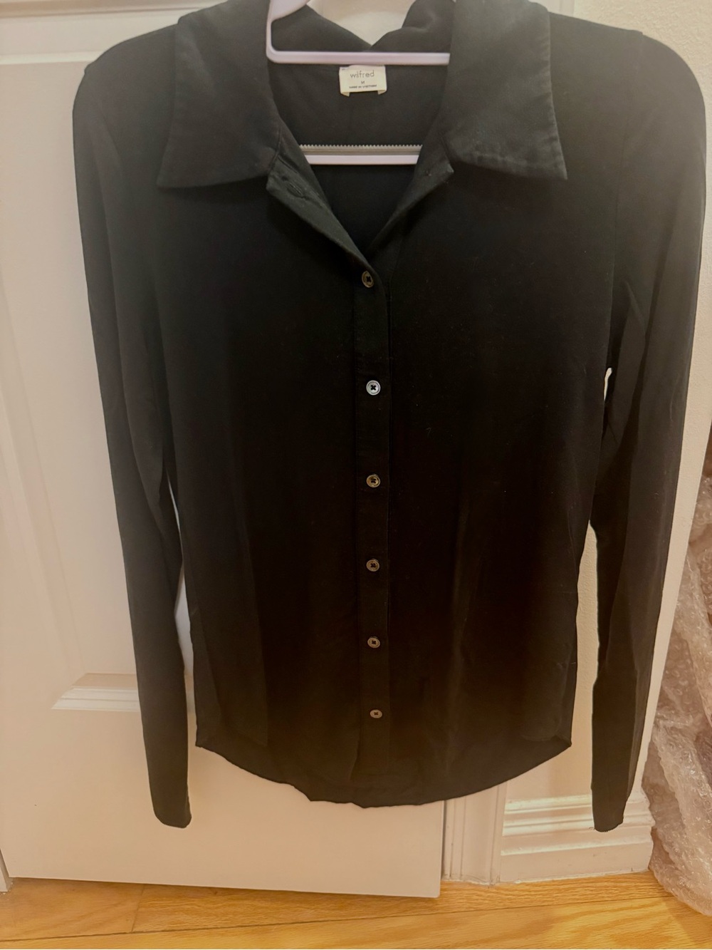 Wilfred Black Long-Sleeve Button-Down Shirt size medium